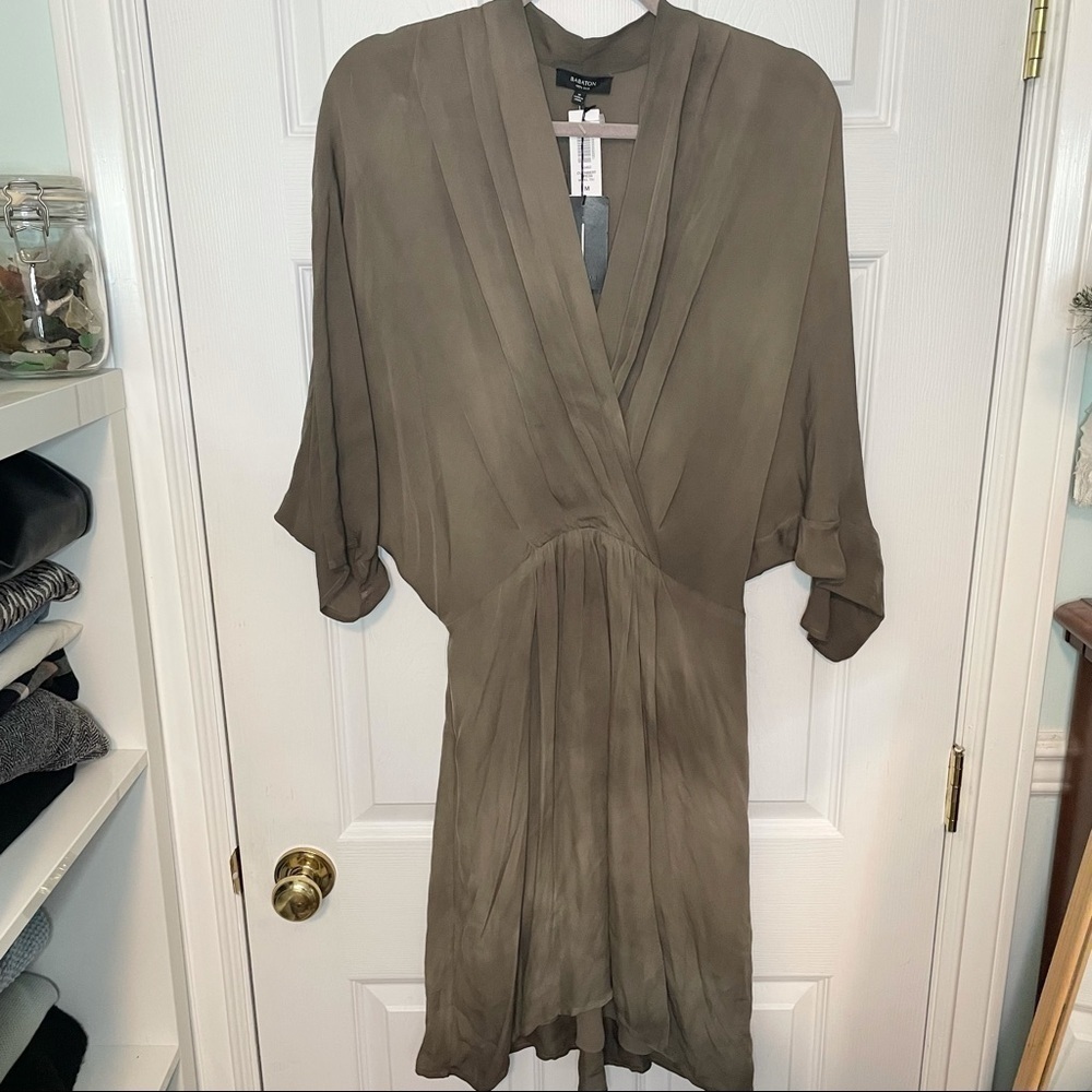 Aritzia Babaton NWT 100% Silk Dress Medium